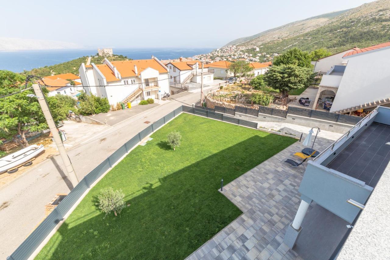 Apartments Luka Senj  Ngoại thất bức ảnh